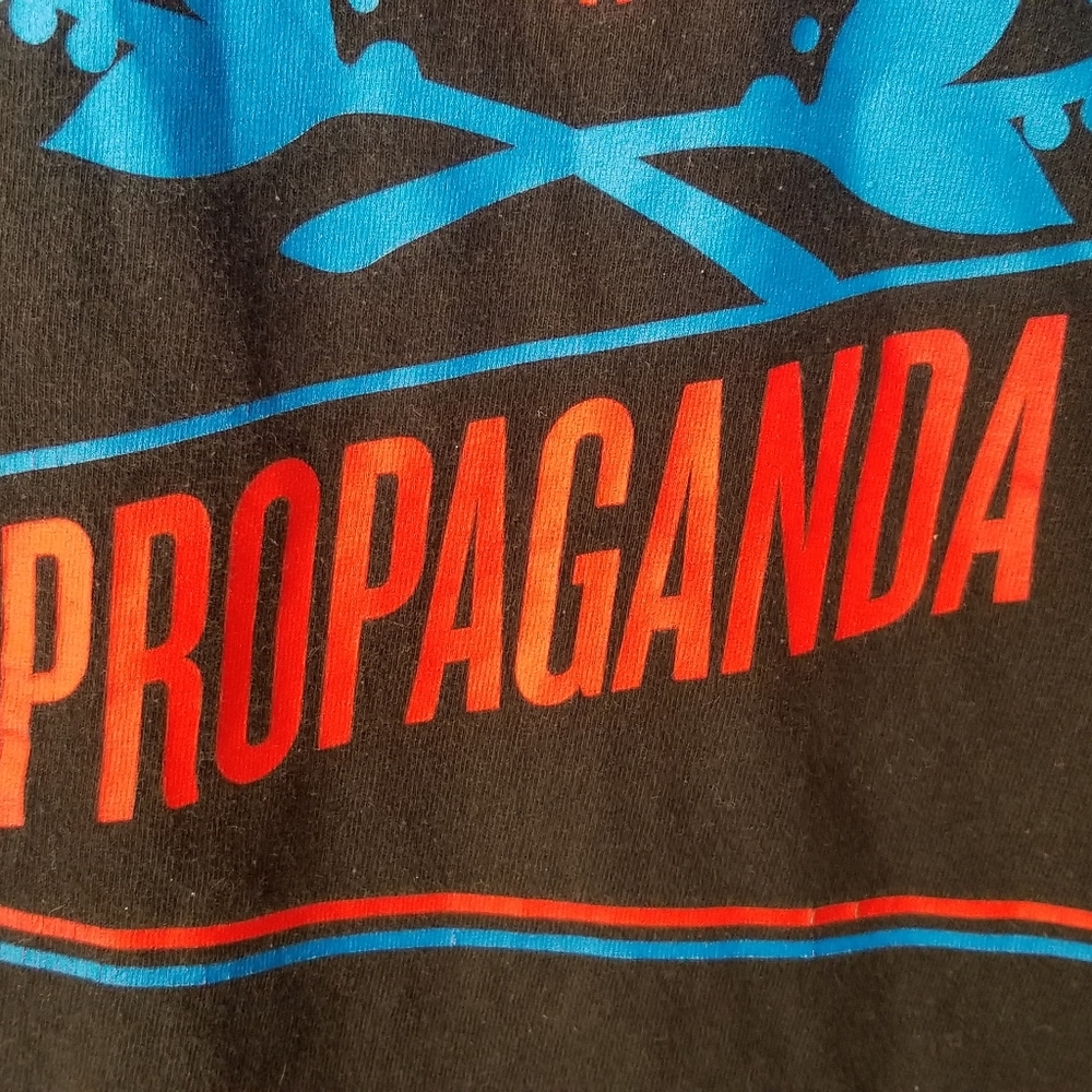Men's Large Obey Propaganda T Shirt - Picture 3 of 5